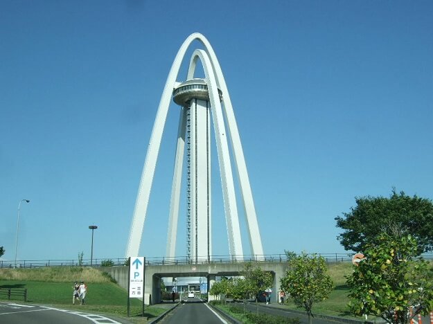 ツインアーチ138（一宮市）