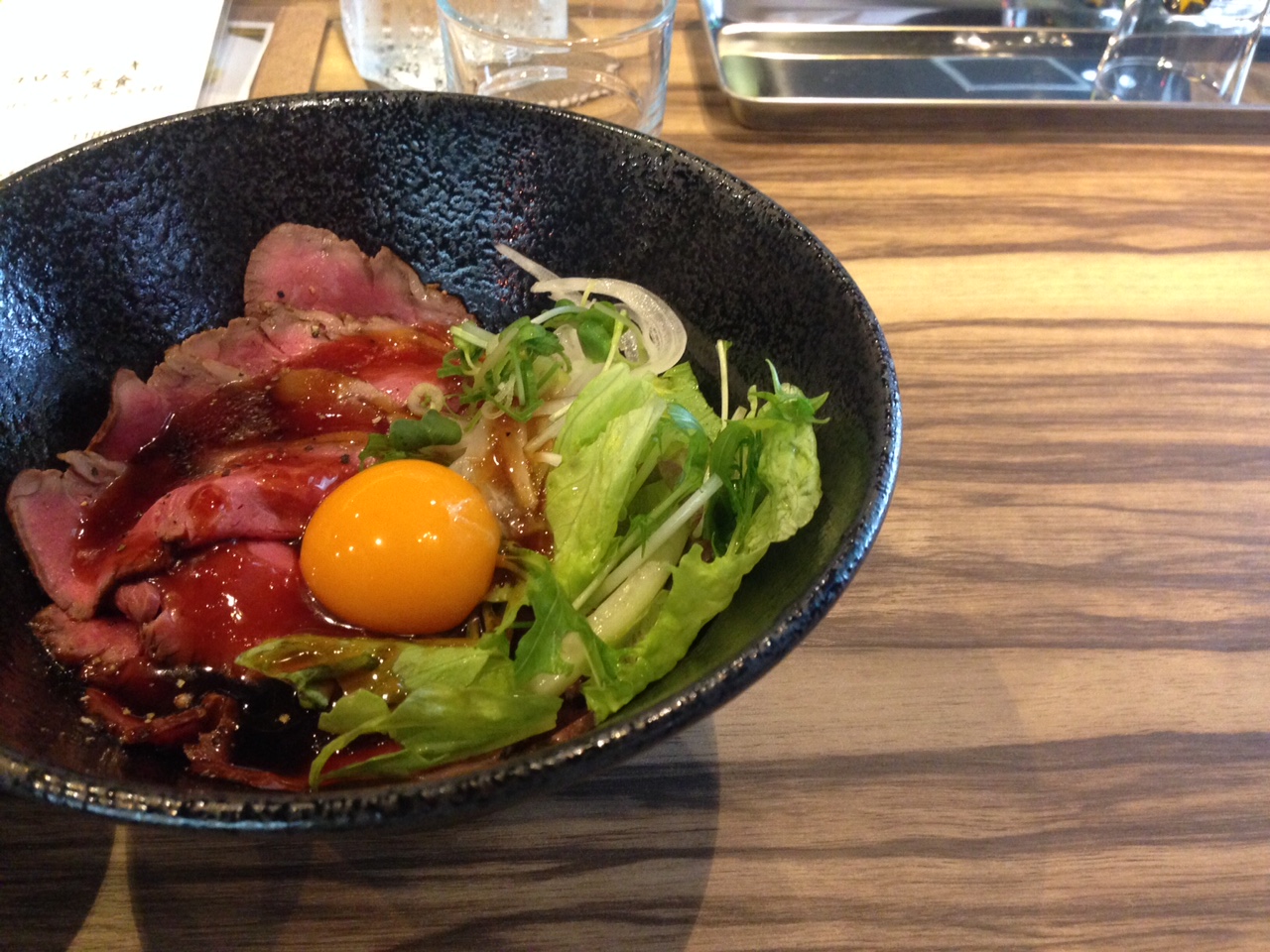 GRILL STAND（堺筋本町駅、ステーキ・ローストビーフ）