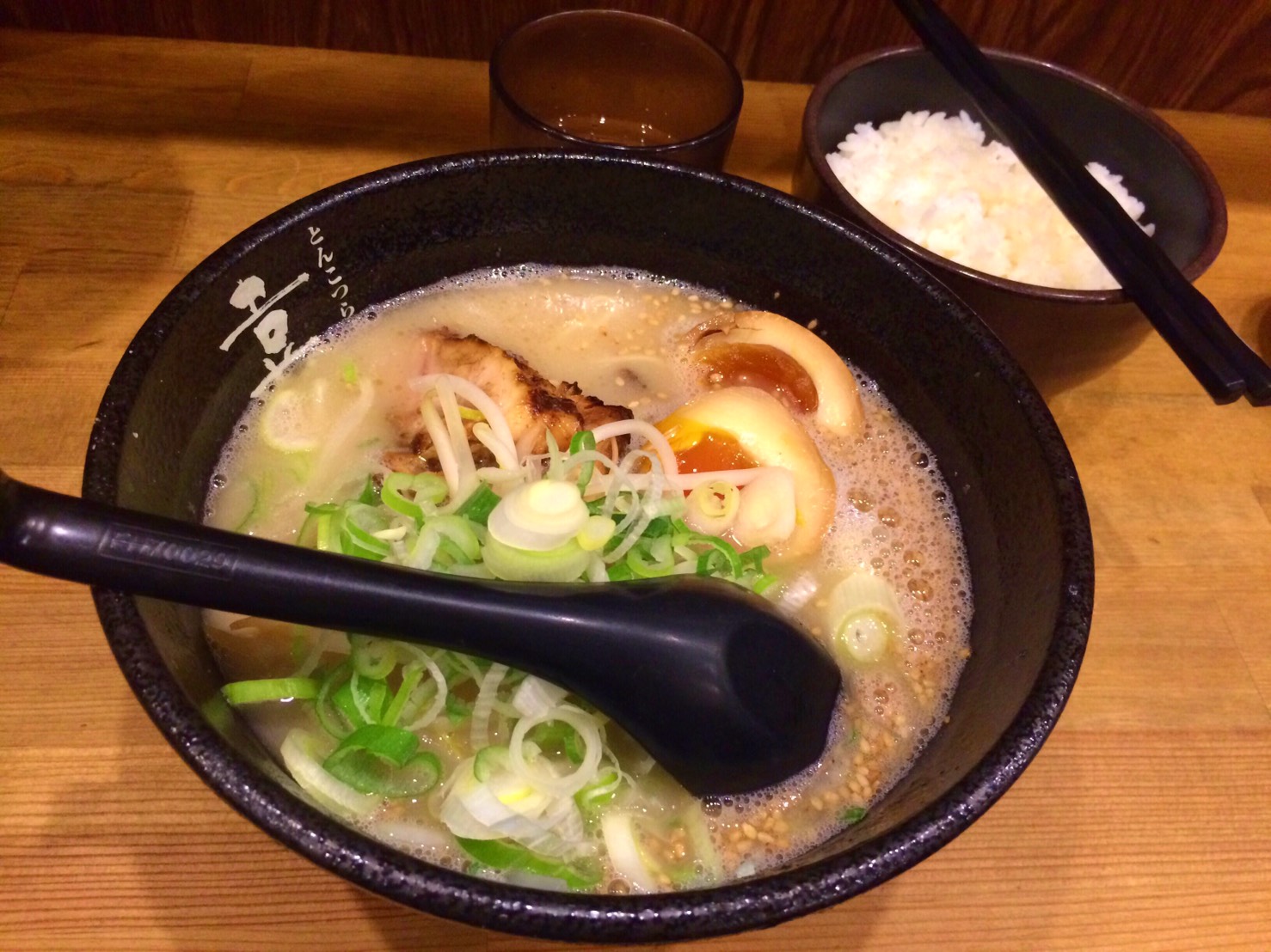 嘉晴（二条/とんこつらーめん）