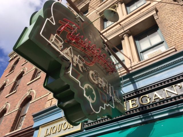 %e3%83%a6%e3%83%8b%e3%83%903