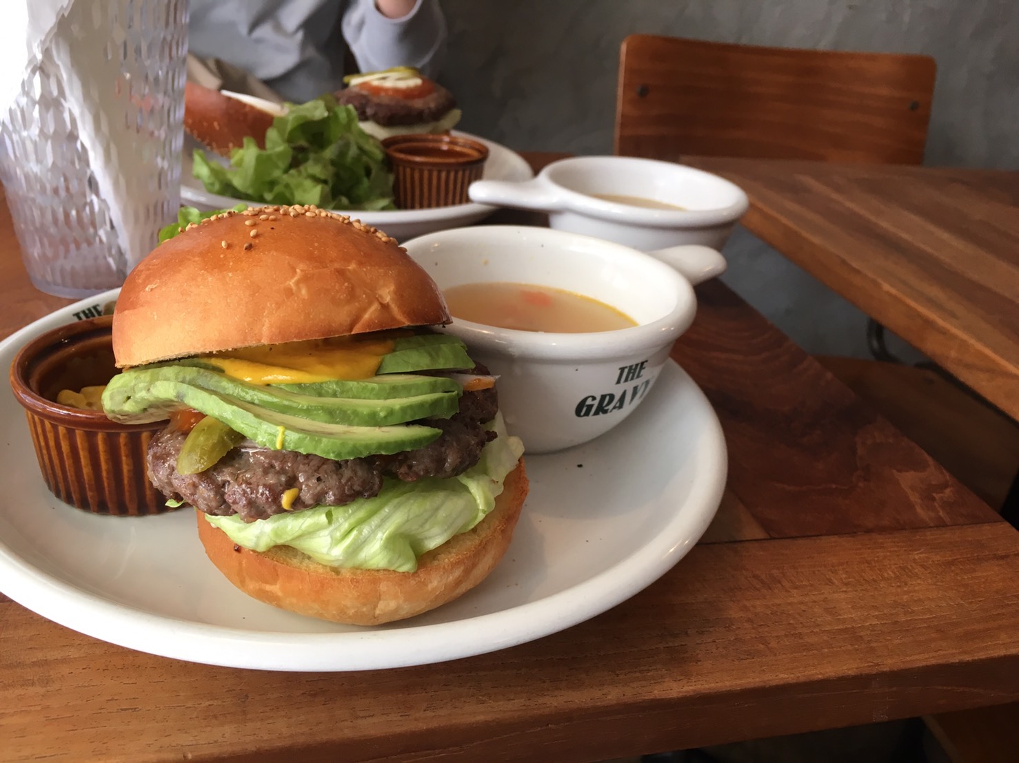 ザグレイビー （上京区／ハンバーガー屋）