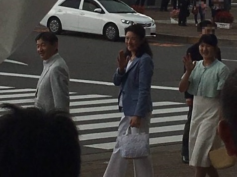 皇太子ご一家那須御用邸で静養（JR那須塩原駅）