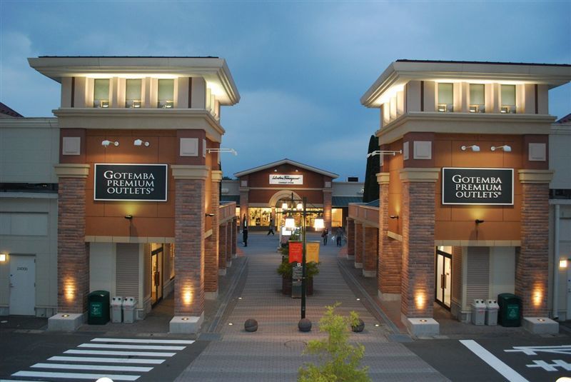 御殿場　PREMIUM OUTLETS（静岡県御殿場市）
