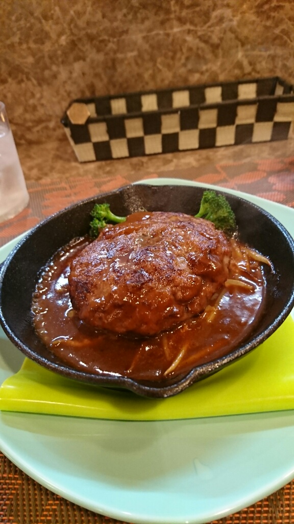 スペイン料理　３de８（トレスデヴイ）（南海高野線白鷺駅/スペイン料理）