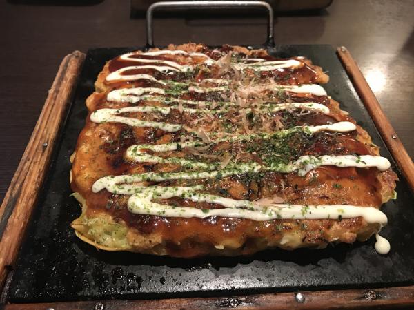 ミシュラン掲載のお好み焼屋さん・花