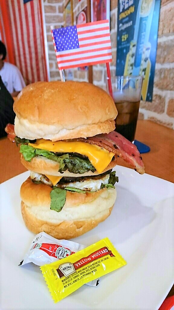 アメリカンポップカフェ　ビッグベリーマン（泉北高速沿/ハンバーガー）