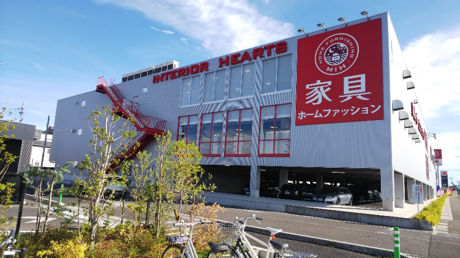 マナベインテリアハーツ草津店（滋賀県草津市）