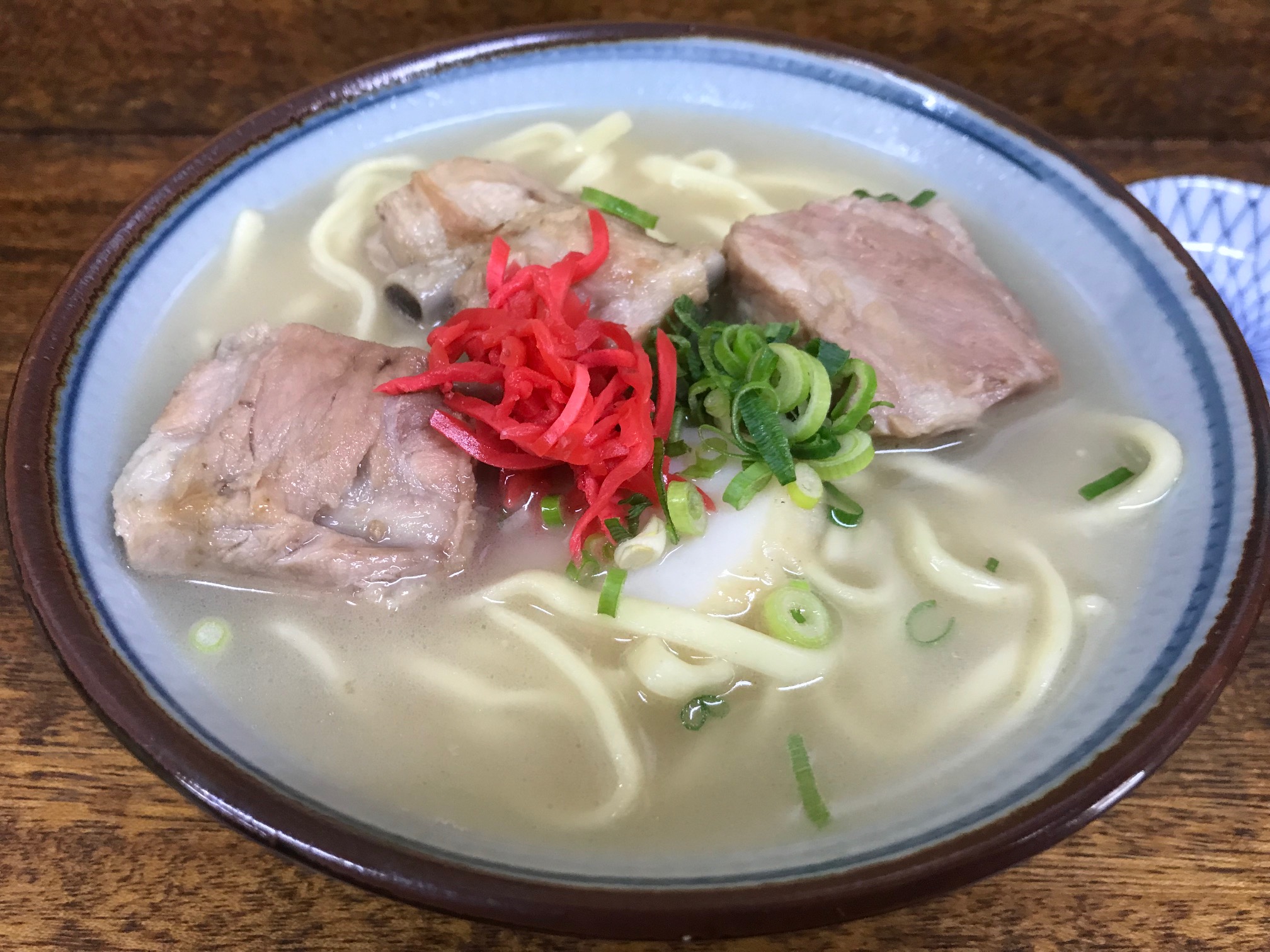 むつみ橋かどや（那覇市牧志/老舗の沖縄そば）