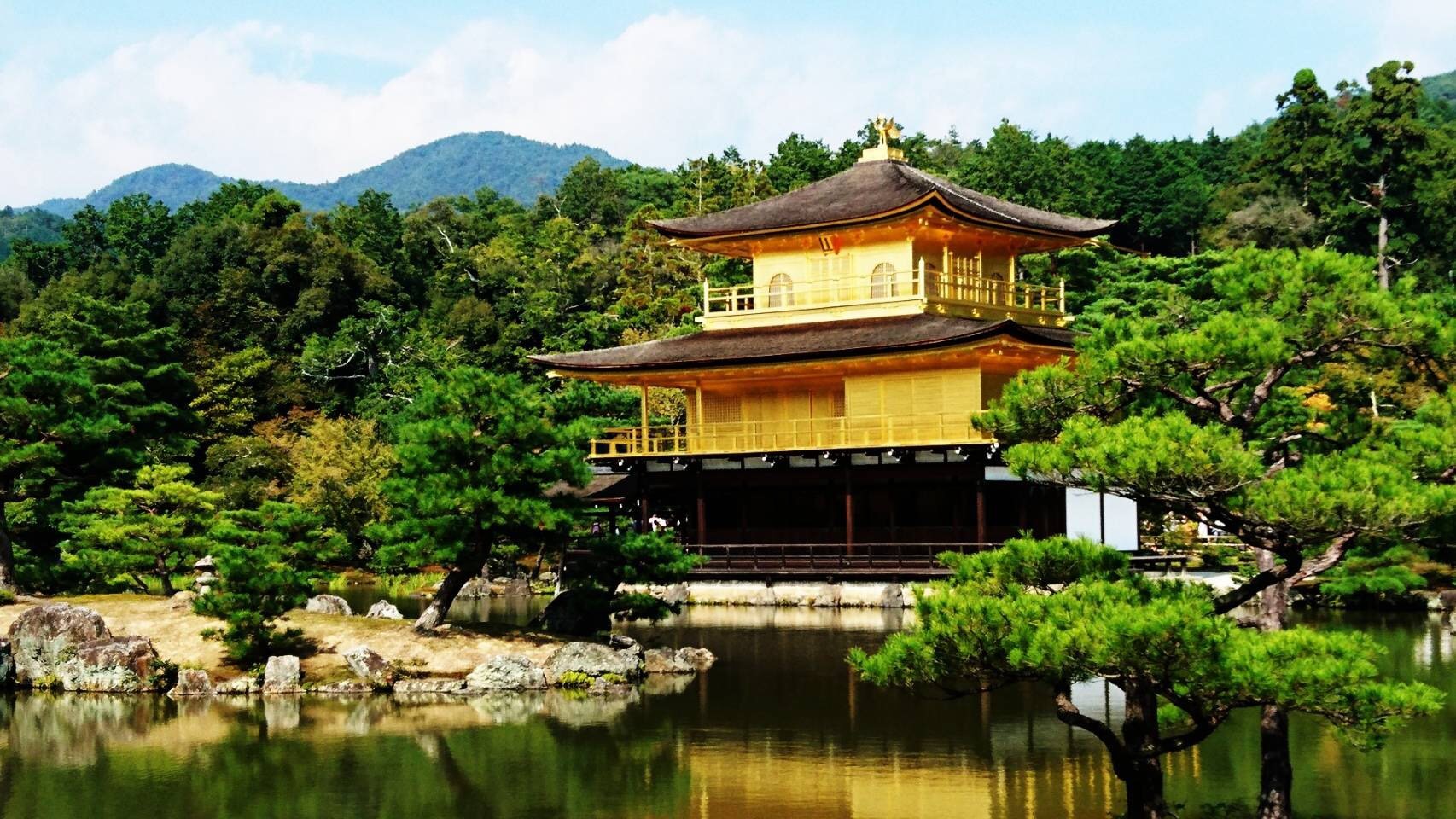 鹿苑寺・金閣寺（京都市）