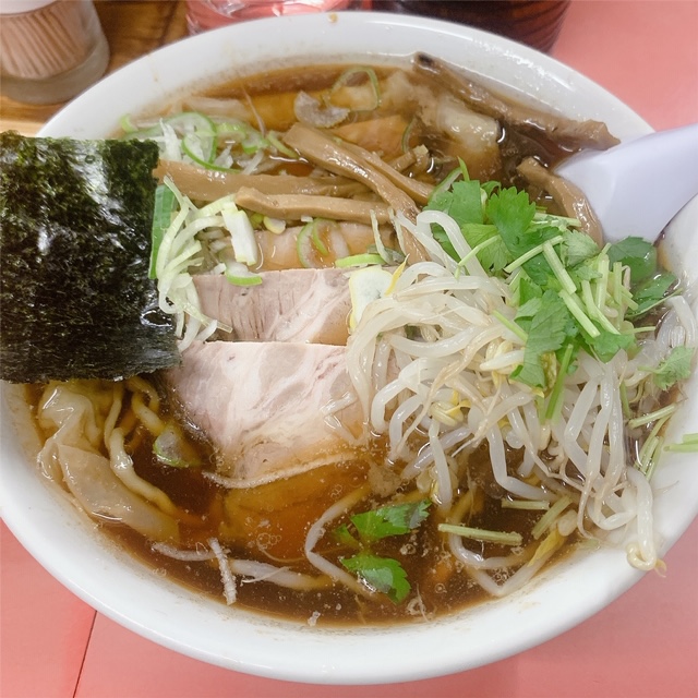 鴨宮のいしとみラーメンへガッツレンタカーで行ってみた