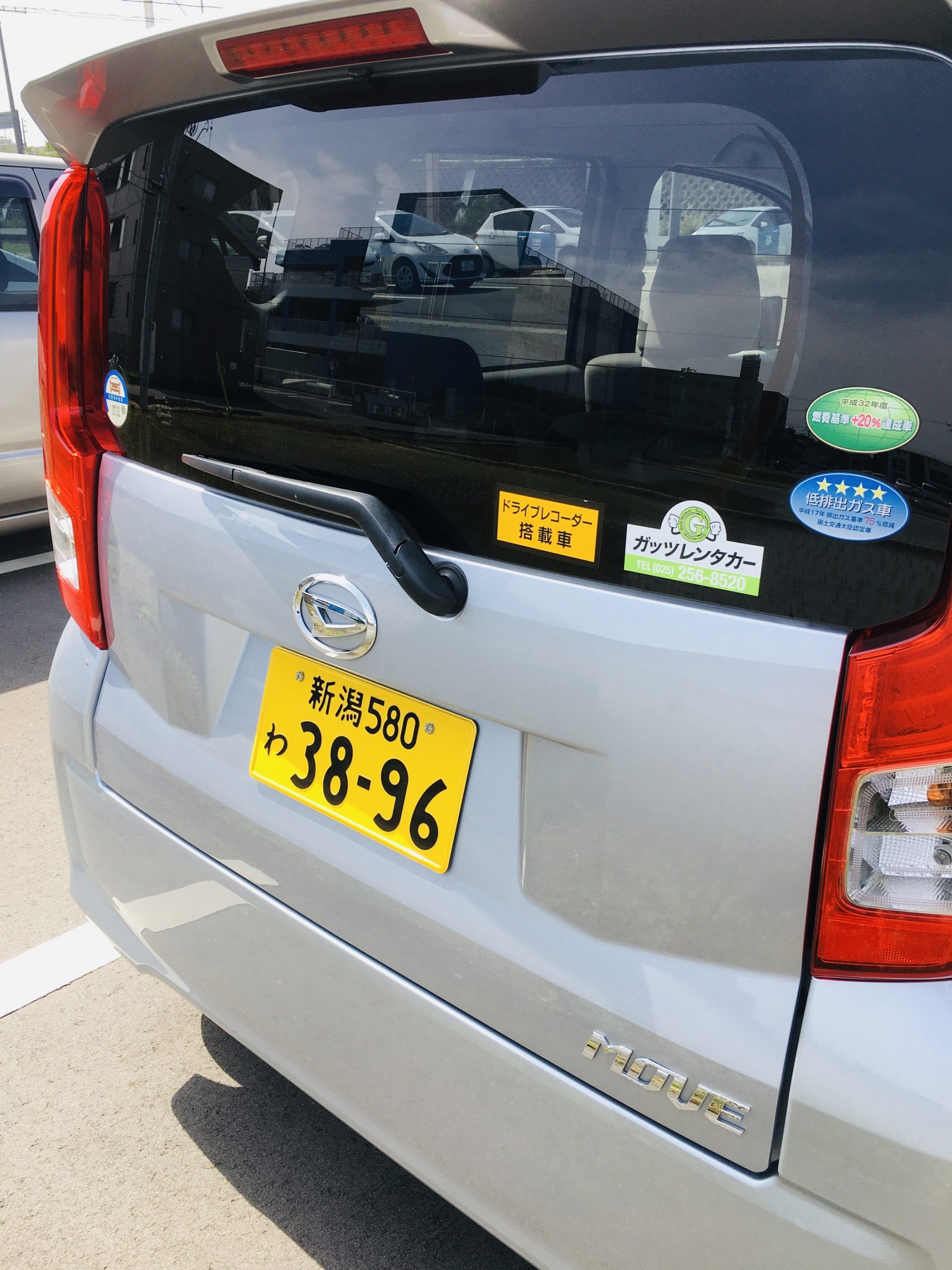 ドライブレコーダ搭載車