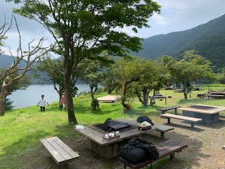 【小田原店】ガッツレンタカーで芦ノ湖キャンプ村へガッツレンタカーで行ってみた