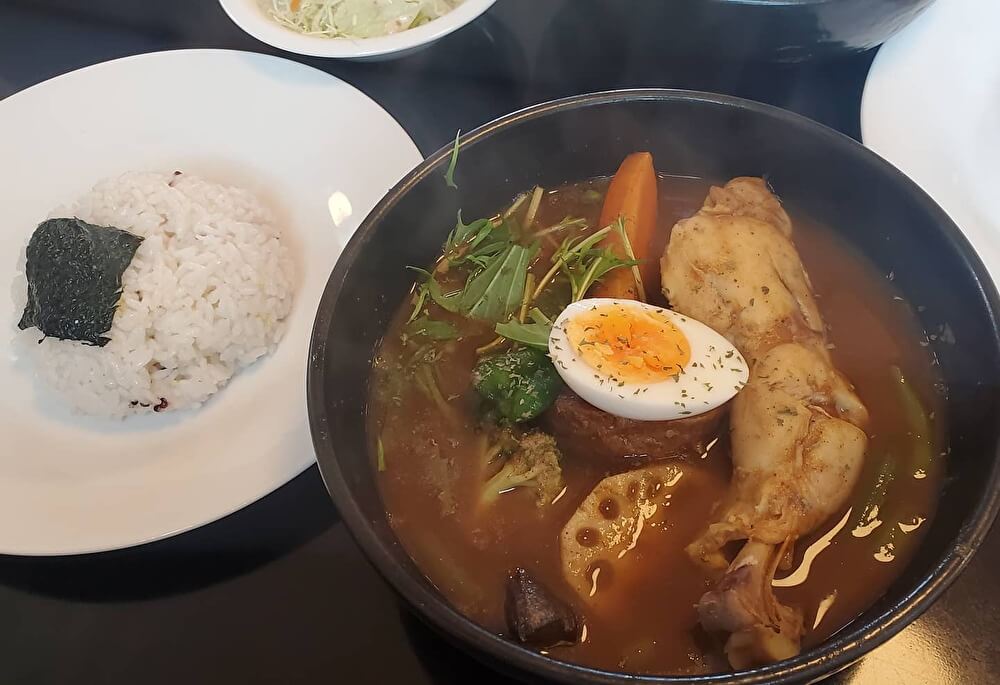 【本店】Curry Dining MOMO(一宮市/カレー屋)