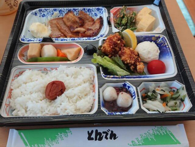 【海老名店】新スタッフとのお弁当ランチ　とんでん座間店