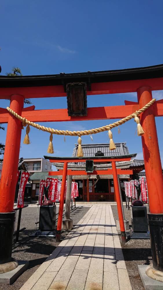 【枚方店】出世稲荷神社（長浜市）