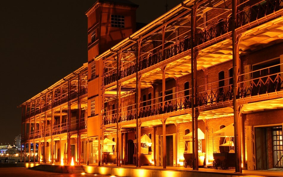 【新前橋駅前店】横浜　赤レンガ倉庫