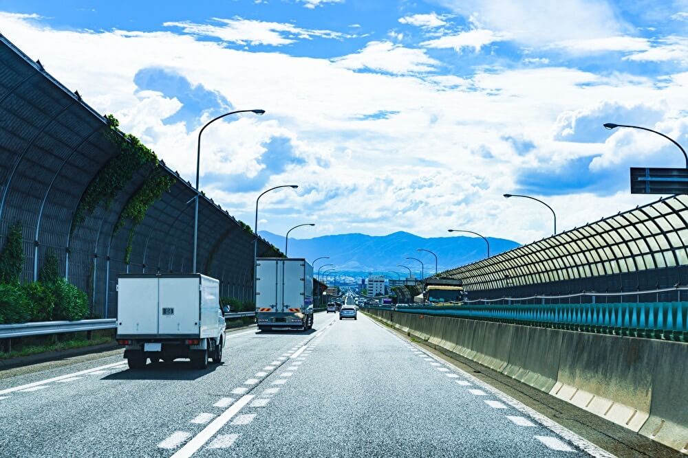 登坂車線とは？