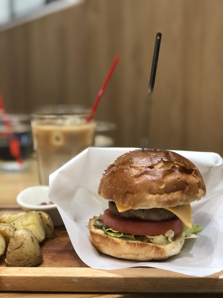 こんにちは、ガッツレンタカー大分駅前店です😄