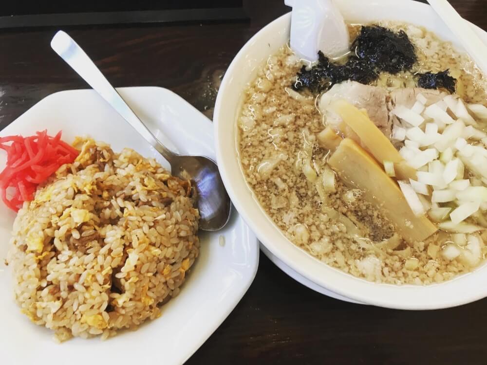 【新潟駅前店】「ラーチャン家」が欲を満たしてくれ・・・