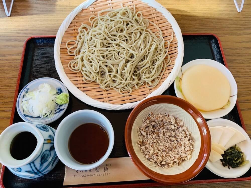 【座間駅前店】香ばしいクルミだれの十割そば　手打蕎麦 胡桃　