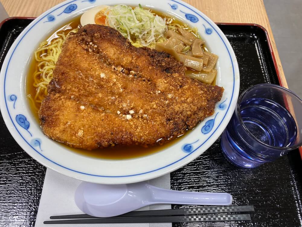 【春日部店】巨大唐揚げ　台湾チキン（ダージーパイ）