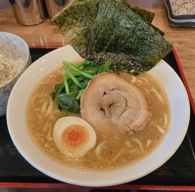 【小田原店】ラーメンよし坊に行ってきました
