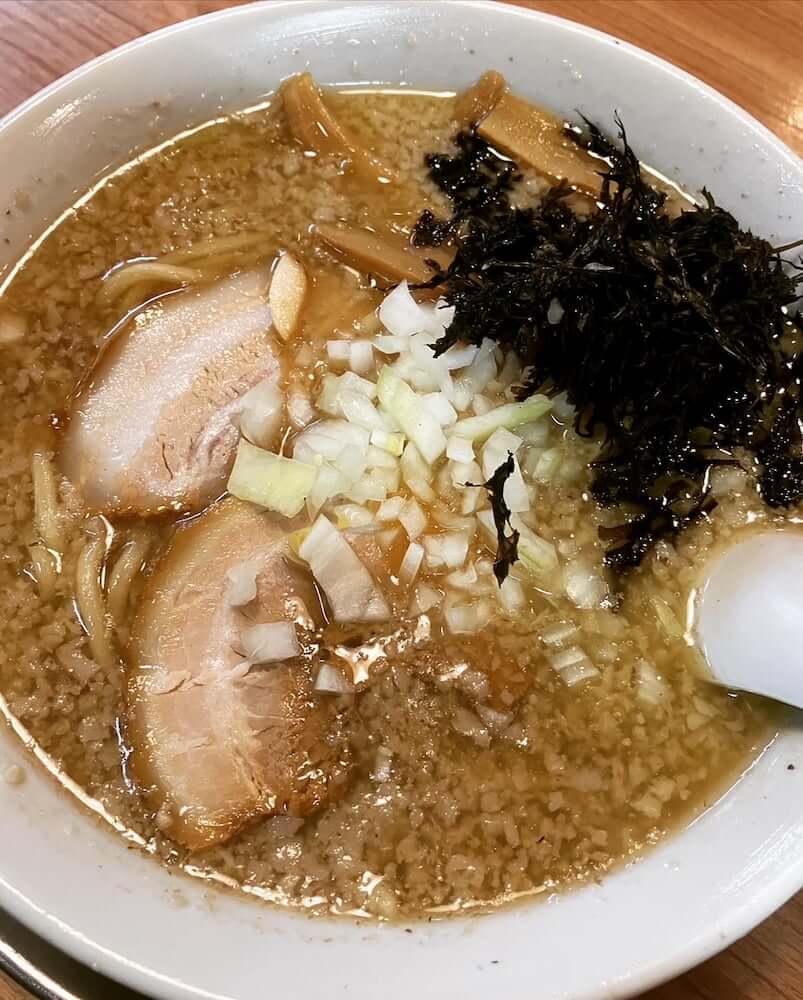 【新潟駅前店】背脂ラーメンの名店🍜