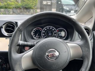 日産ノート レンタカー 内装